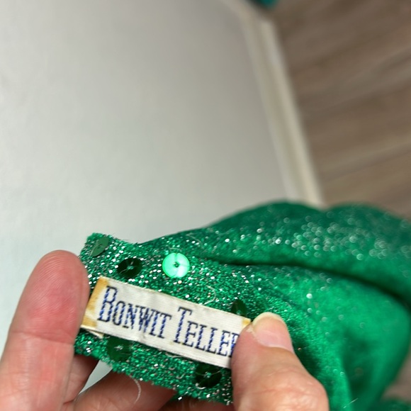 Vintage Mollie Parnis Boutique 1960’s long emerald green sequin mock neck gown - Picture 12 of 13